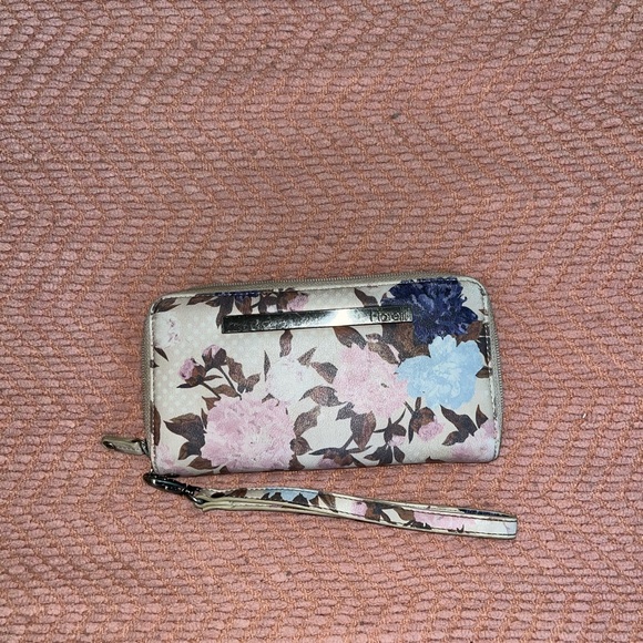 Floral Fiorelli Wallet - Picture 4 of 6
